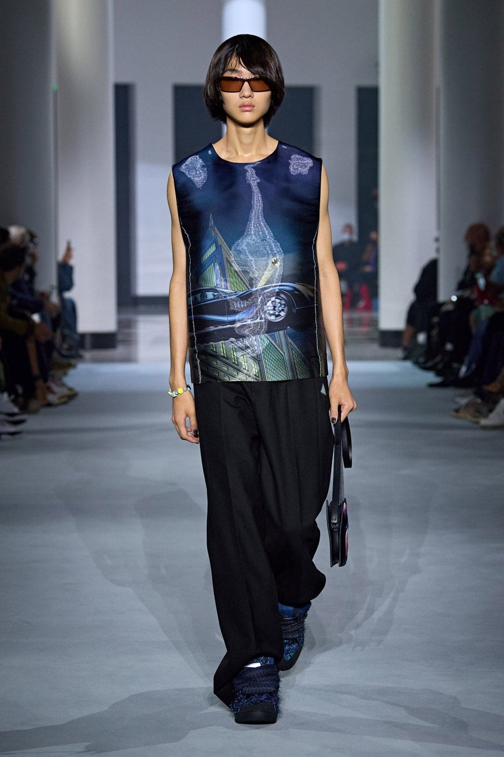 Lanvin Spring Summer 2022 Batman por RUNWAY MAGAZINE