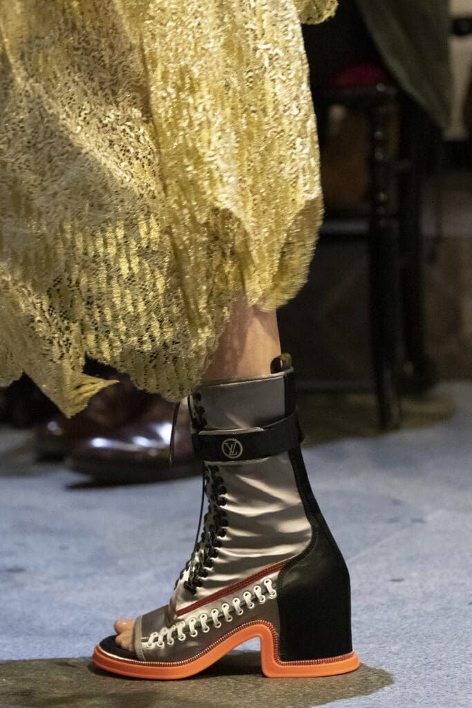 Louis Vuitton Spring Summer 2022 Details by RUNWAY MAGAZINE