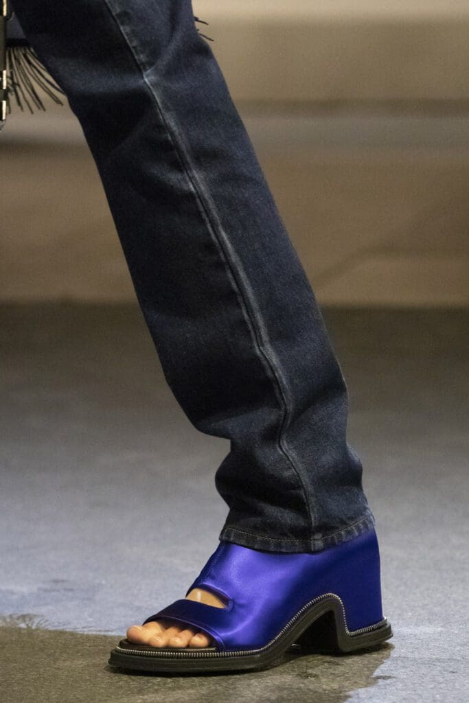 Louis Vuitton Spring Summer 2022 Details by RUNWAY MAGAZINE