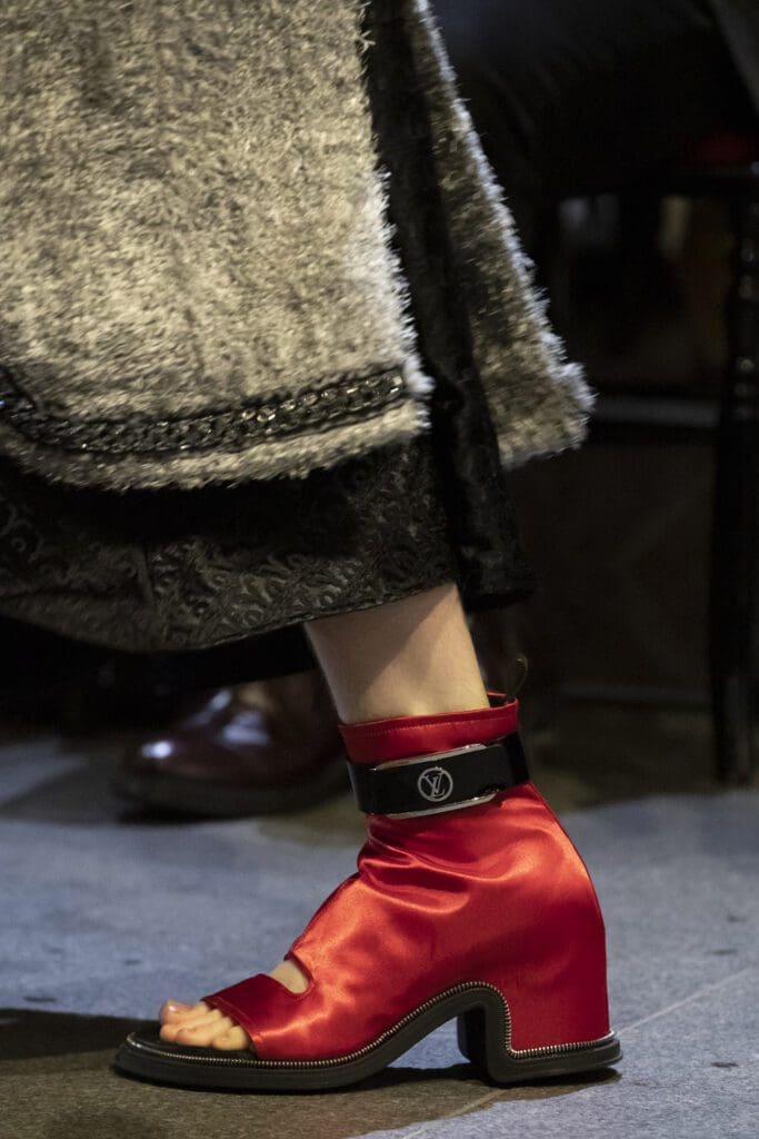 Louis Vuitton Spring Summer 2022 Details by RUNWAY MAGAZINE