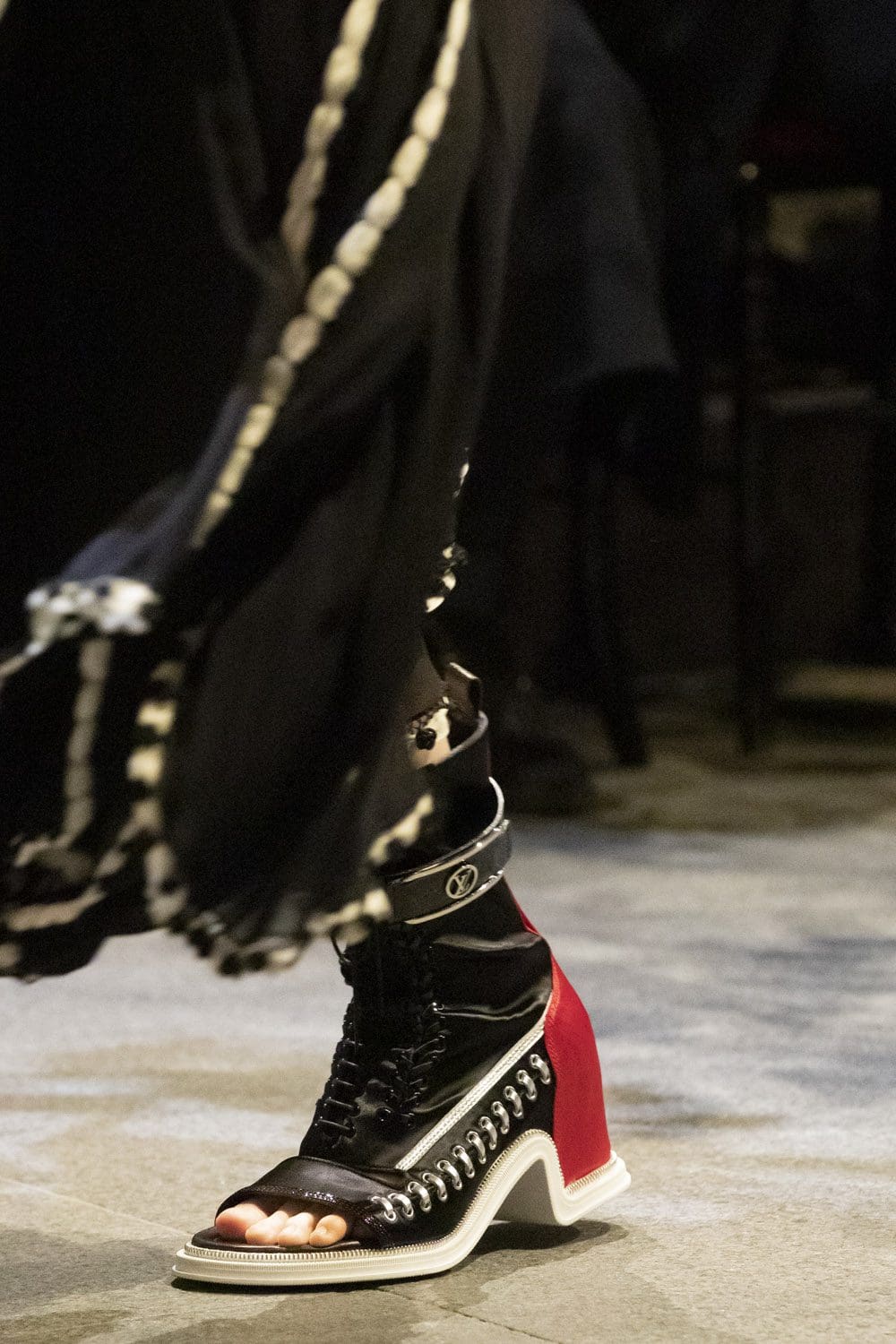 Louis Vuitton Spring Summer 2022 Detalhes por RUNWAY MAGAZINE