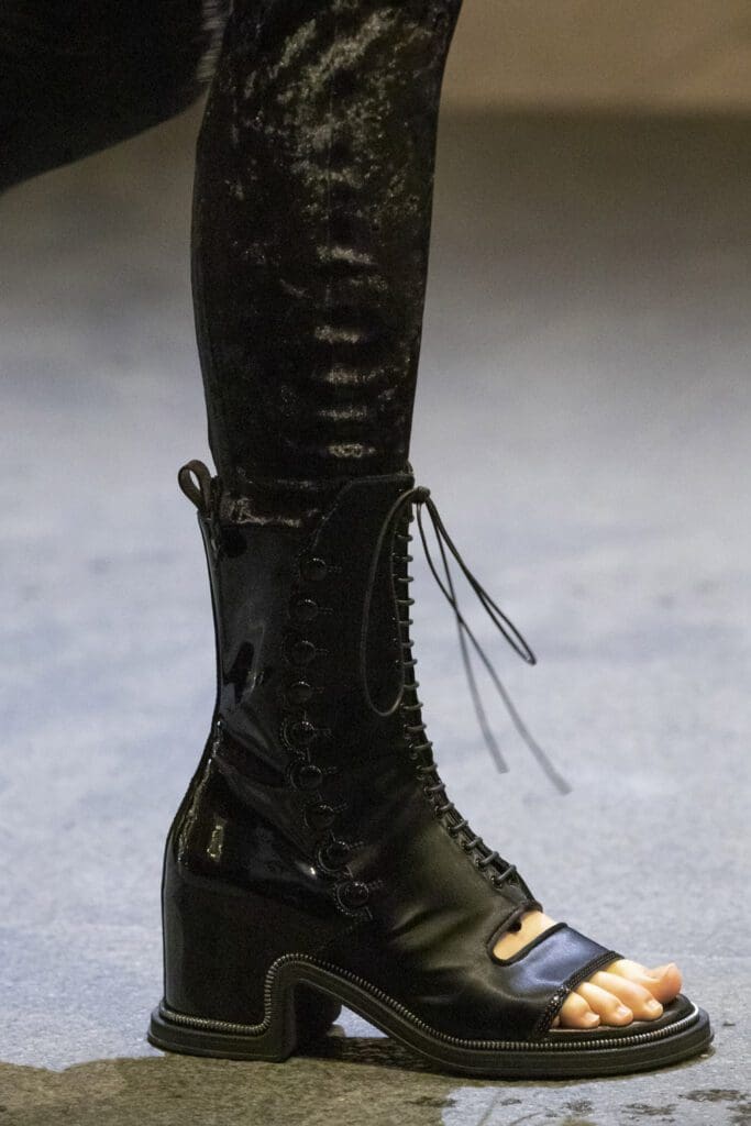 Louis Vuitton Spring Summer 2022 Details by RUNWAY MAGAZINE