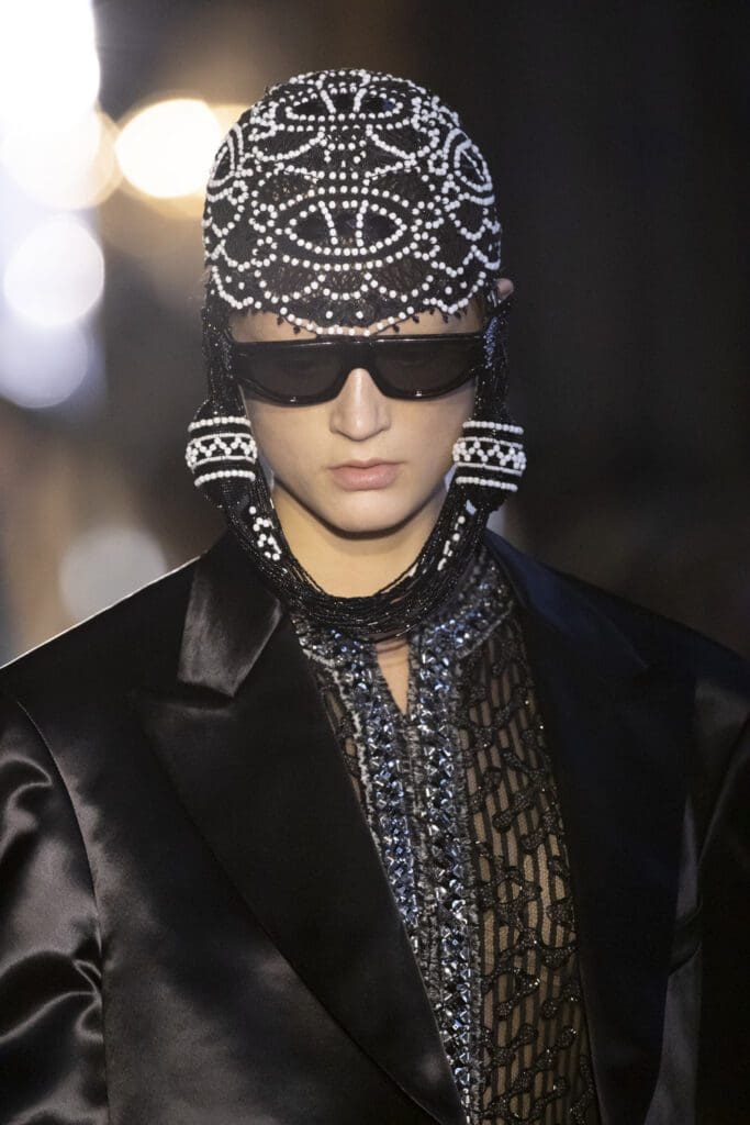 Louis Vuitton Spring Summer 2022 Details by Louis Vuitton Spring Summer 2022 Details by RUNWAY MAGAZINEUNWAY MAGAZINE