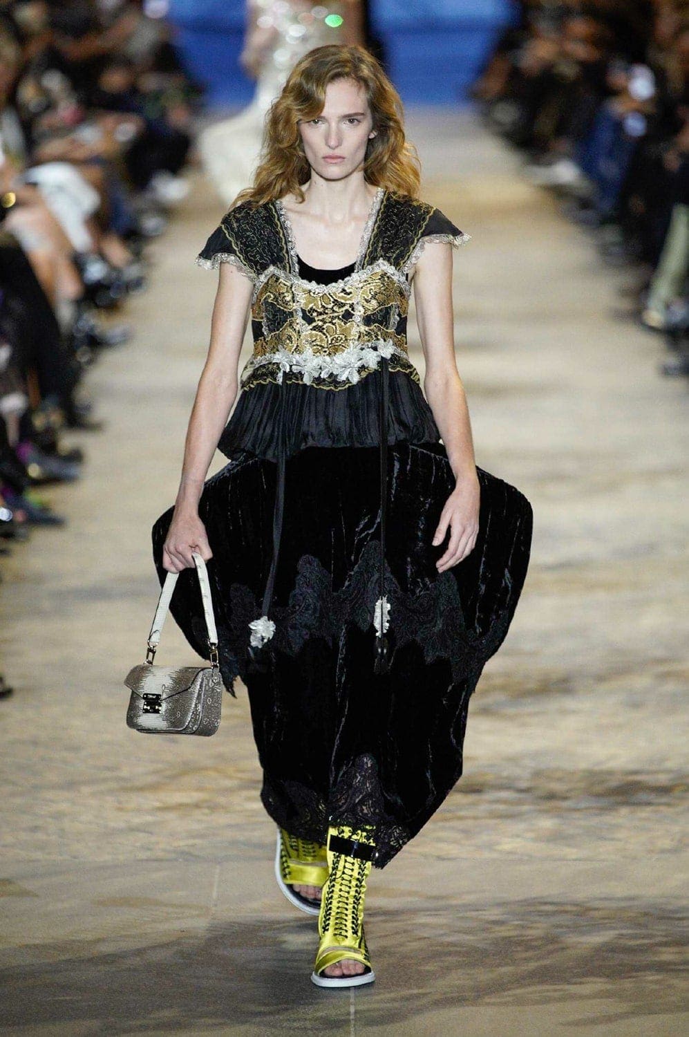 Louis Vuitton Весна-Лето 2022 от RUNWAY ЖУРНАЛ