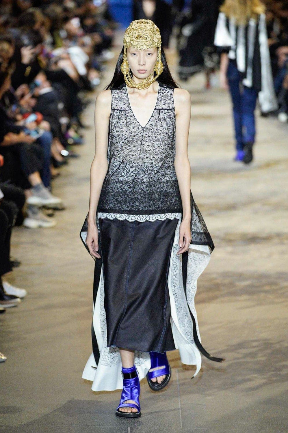 Louis Vuitton Весна-Лето 2022 от RUNWAY ЖУРНАЛ