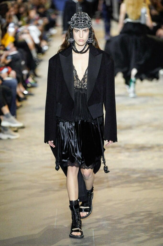 Louis Vuitton Spring Summer 2022 - RUNWAY MAGAZINE ® Official