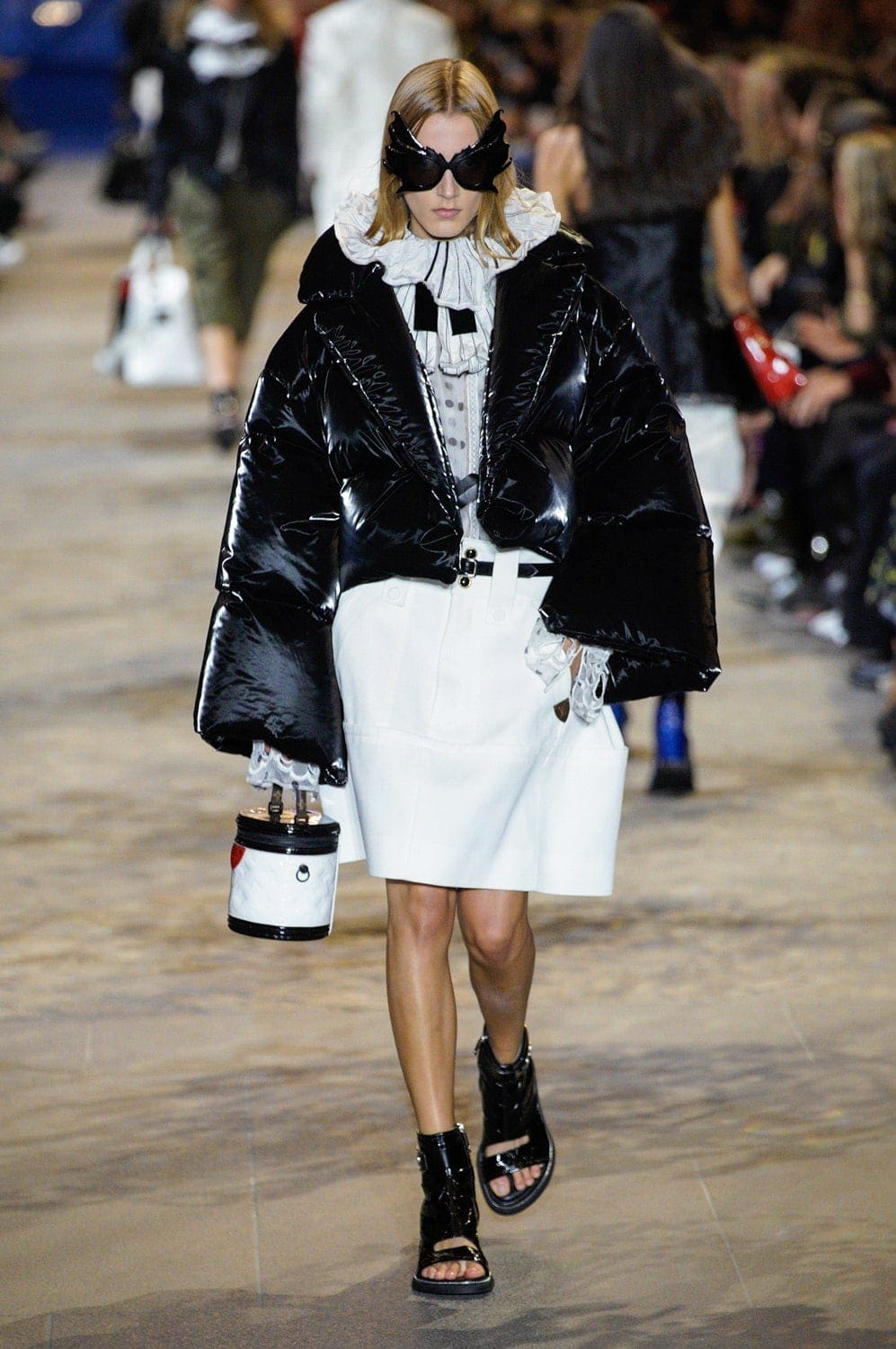 Louis Vuitton Весна-Лето 2022 от RUNWAY ЖУРНАЛ