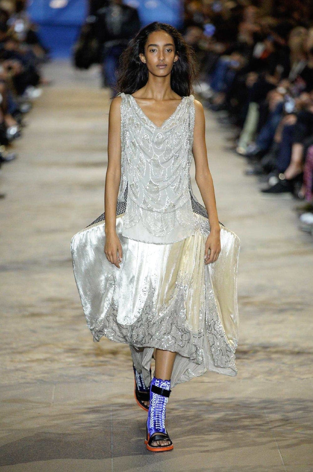 Louis Vuitton Весна-Лето 2022 от RUNWAY ЖУРНАЛ