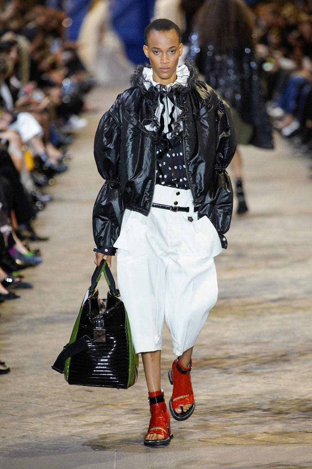 Louis Vuitton Весна-Лето 2022 от RUNWAY ЖУРНАЛ