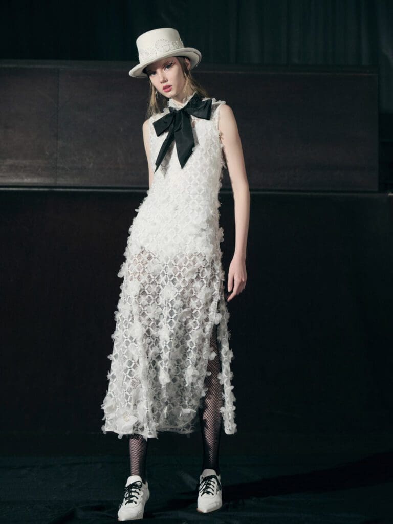 Shiatzy Chen Spring Summer 2022 by RUNWAY MAGAZINE