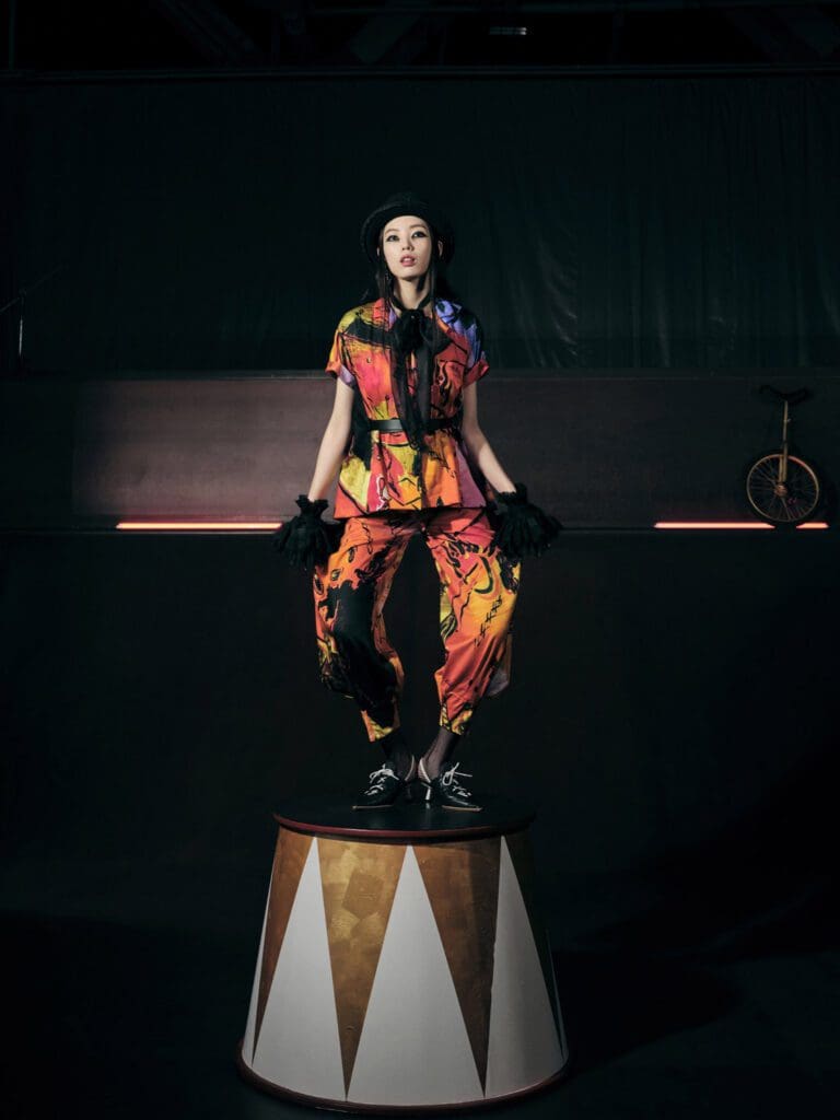 Shiatzy Chen Spring Summer 2022 by RUNWAY MAGAZINE