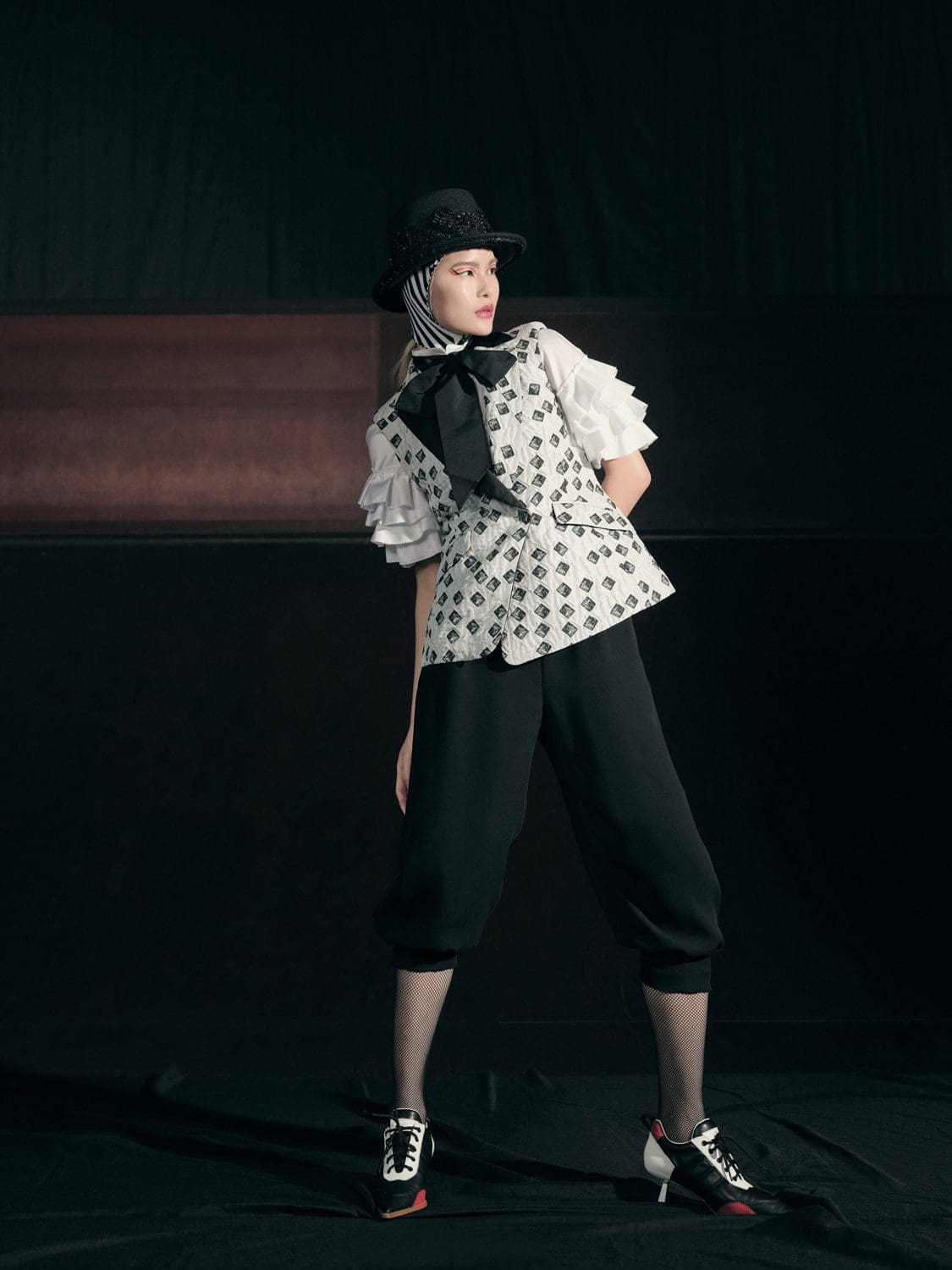 Shiatzy Chen Spring Summer 2022 por RUNWAY MAGAZINE