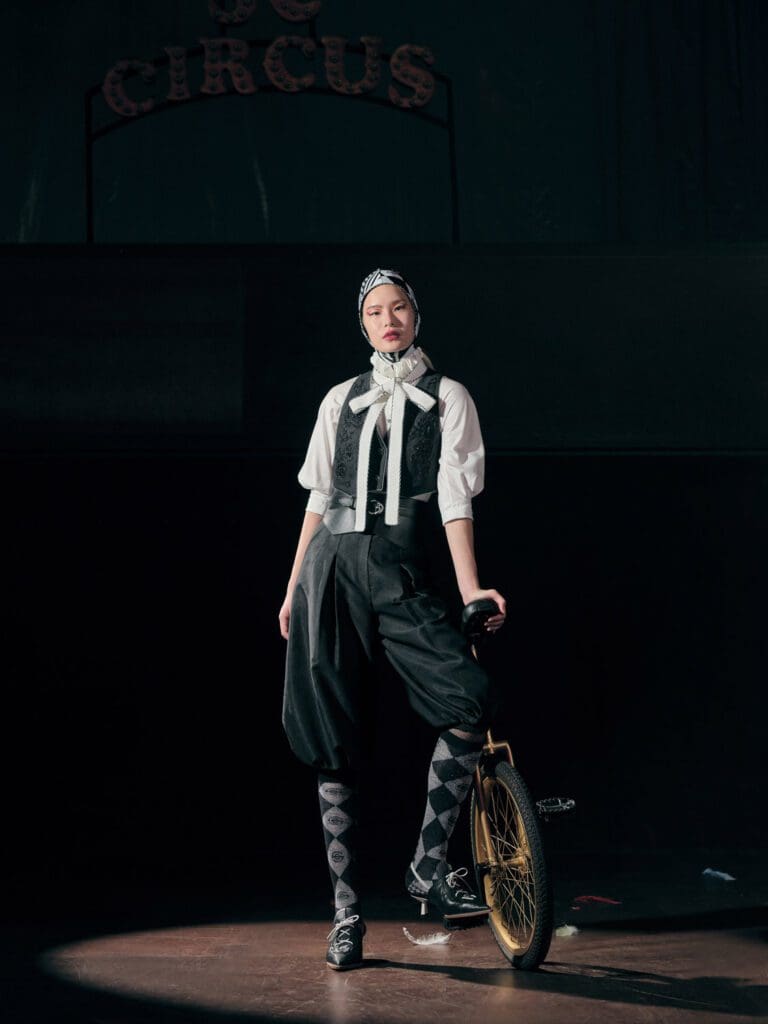 Shiatzy Chen Spring Summer 2022 by RUNWAY MAGAZINE