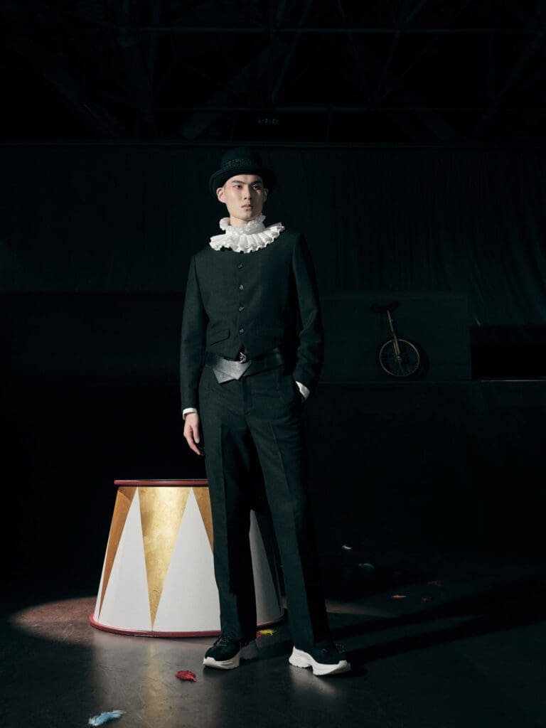 Shiatzy Chen Spring Summer 2022 by RUNWAY MAGAZINE