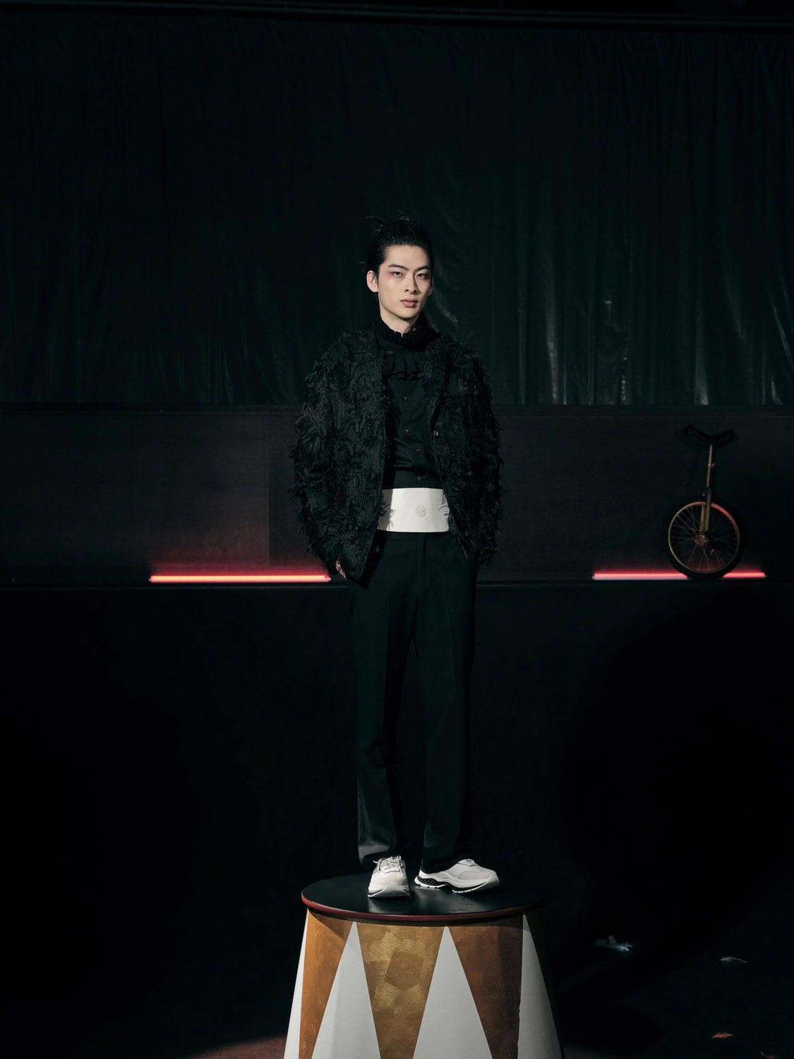 Shiatzy Chen Spring Summer 2022 por RUNWAY MAGAZINE