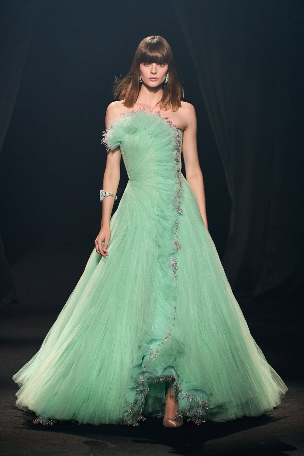Hommage à Alber Elbaz show Paris par RUNWAY MAGAZINE