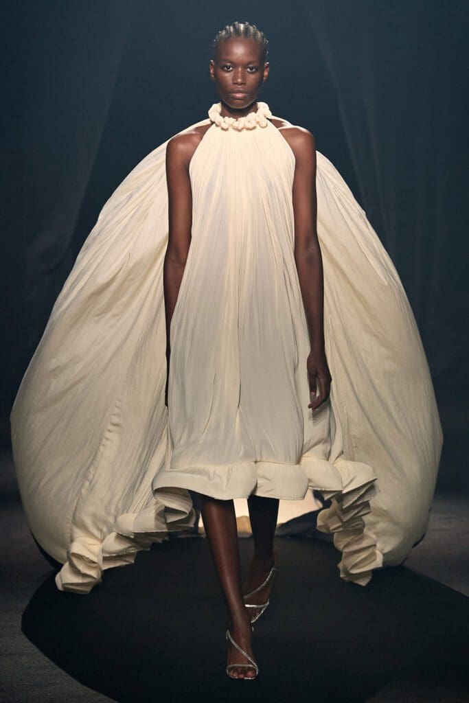 Tribute to Alber Elbaz show Paris by RUNWAY MAGAZINE