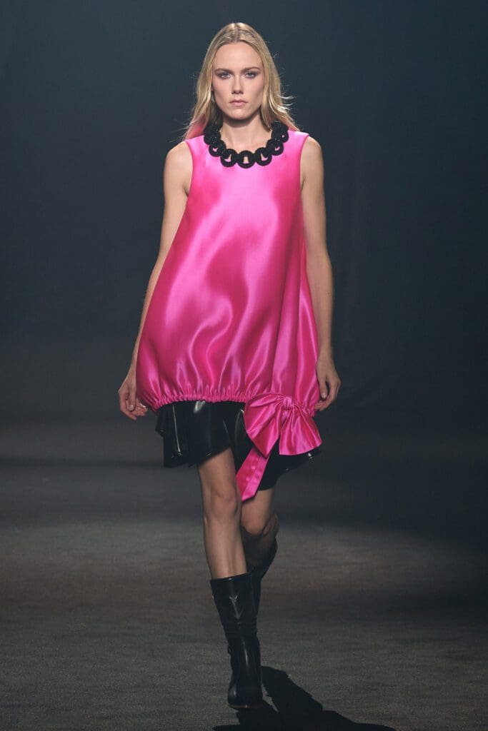 Tribute to Alber Elbaz show Paris by RUNWAY MAGAZINE