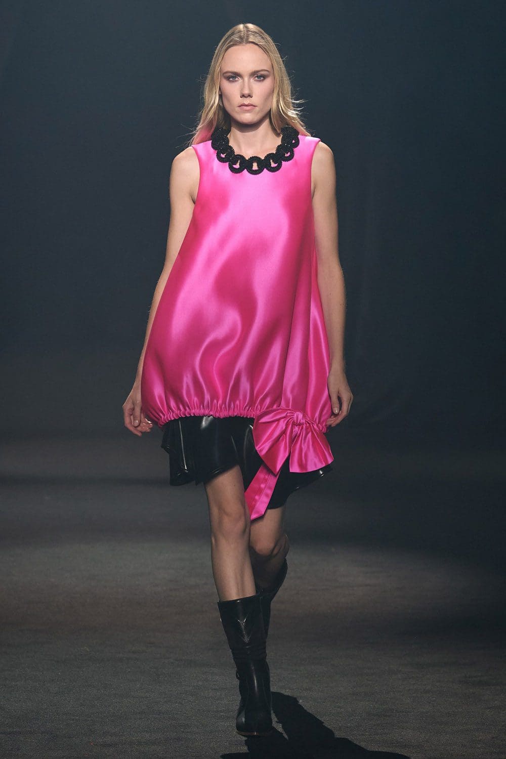 Hommage à Alber Elbaz show Paris par RUNWAY MAGAZINE