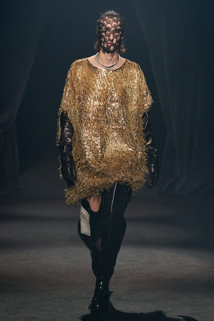 Tribute to Alber Elbaz show Paris by RUNWAY MAGAZINE