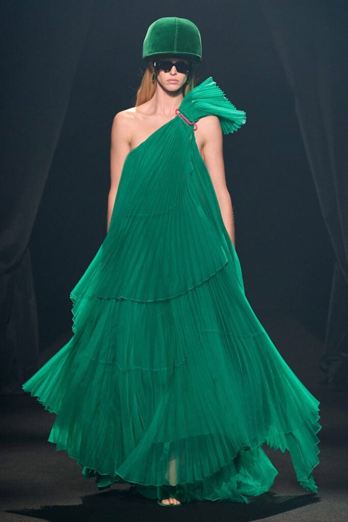 Tribute to Alber Elbaz show Paris by RUNWAY MAGAZINE