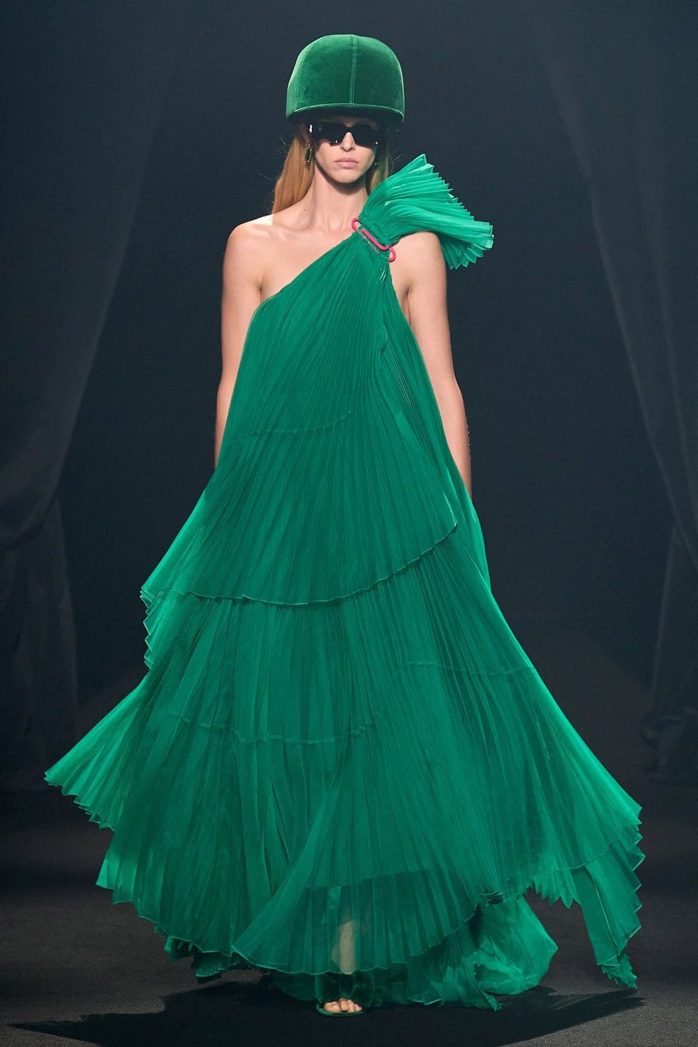 Hommage à Alber Elbaz show Paris par RUNWAY MAGAZINE