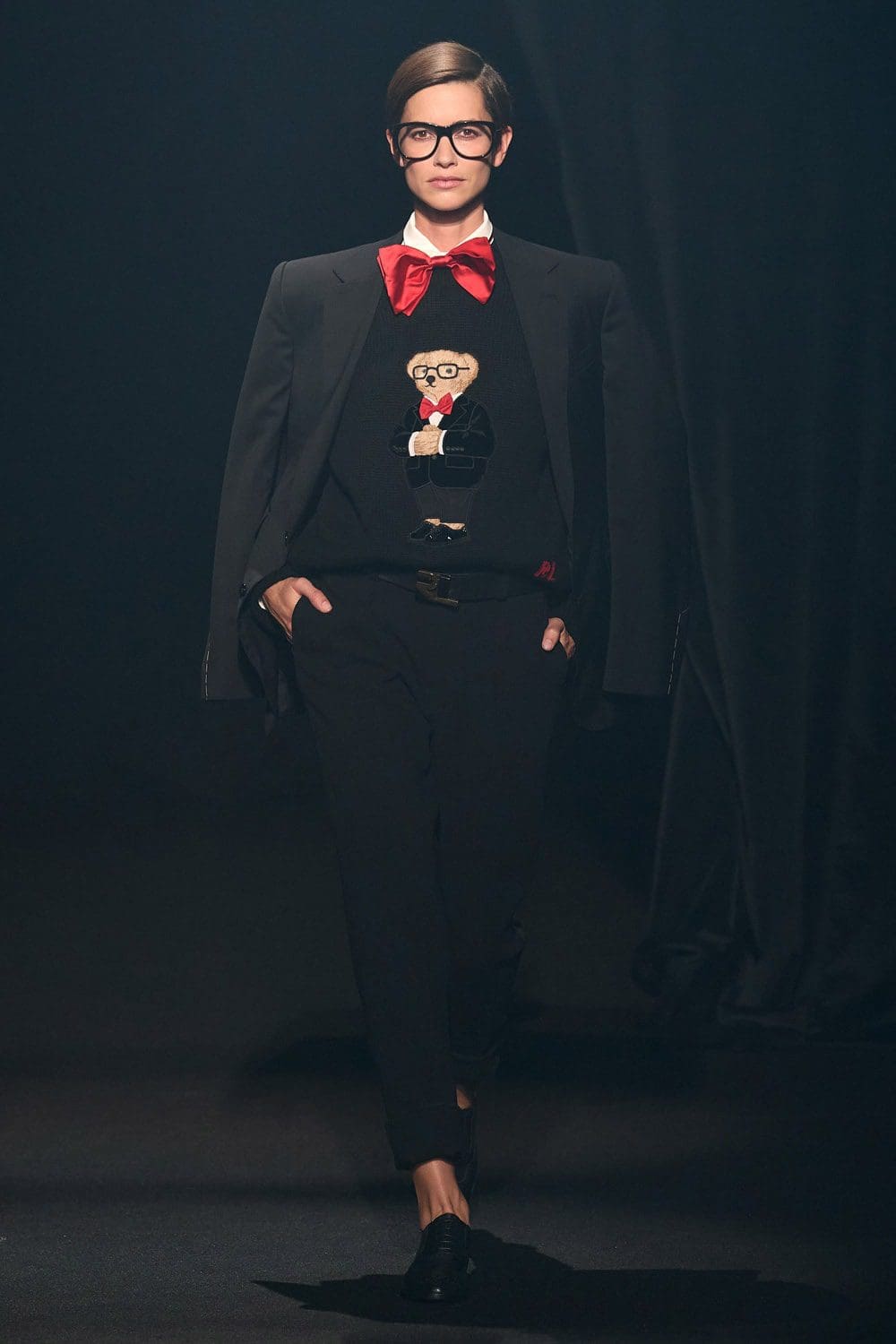 Hommage à Alber Elbaz show Paris par RUNWAY MAGAZINE