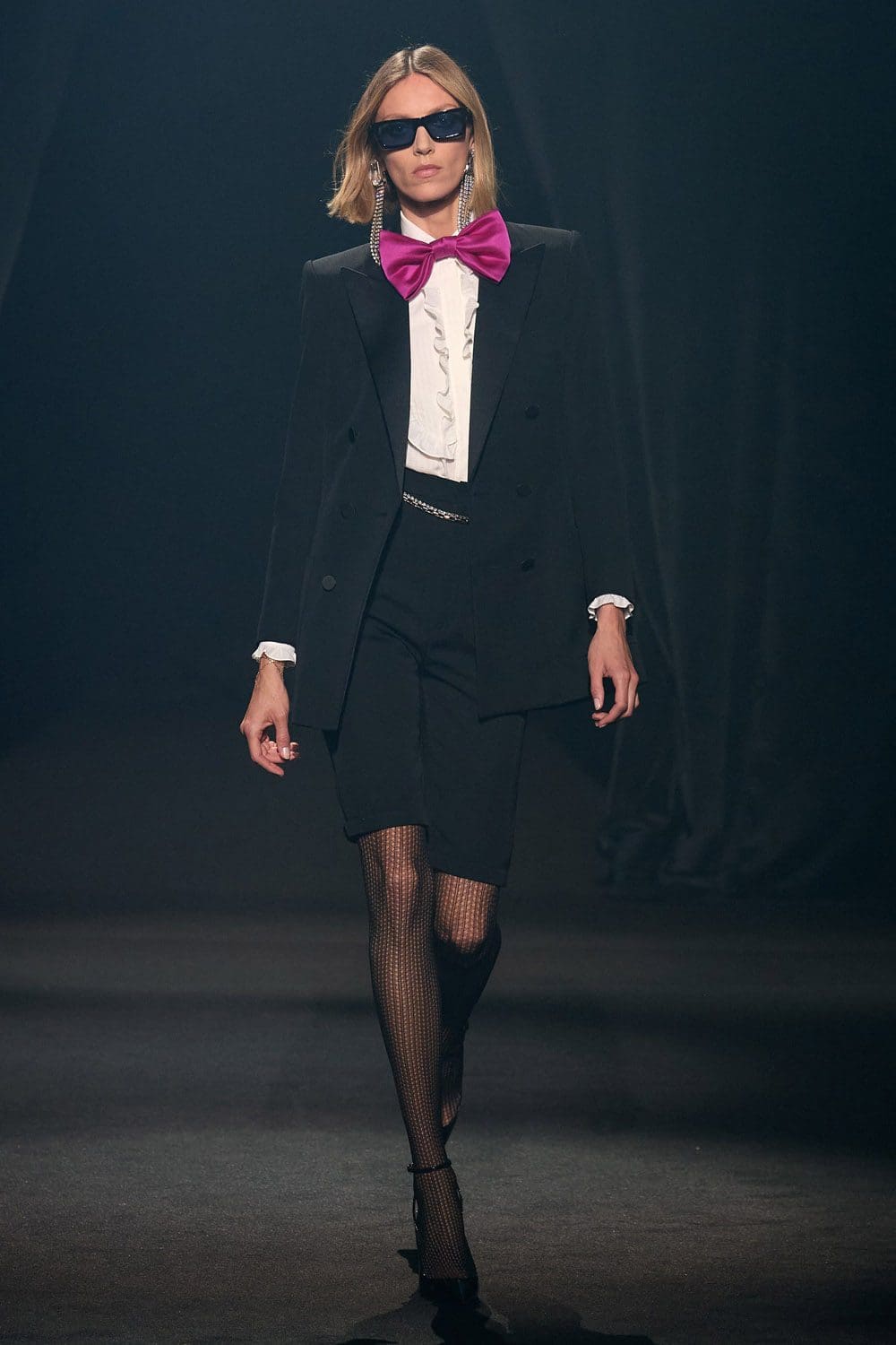 Hommage à Alber Elbaz show Paris par RUNWAY MAGAZINE