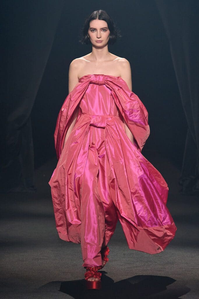 Tribute to Alber Elbaz show Paris by RUNWAY MAGAZINE
