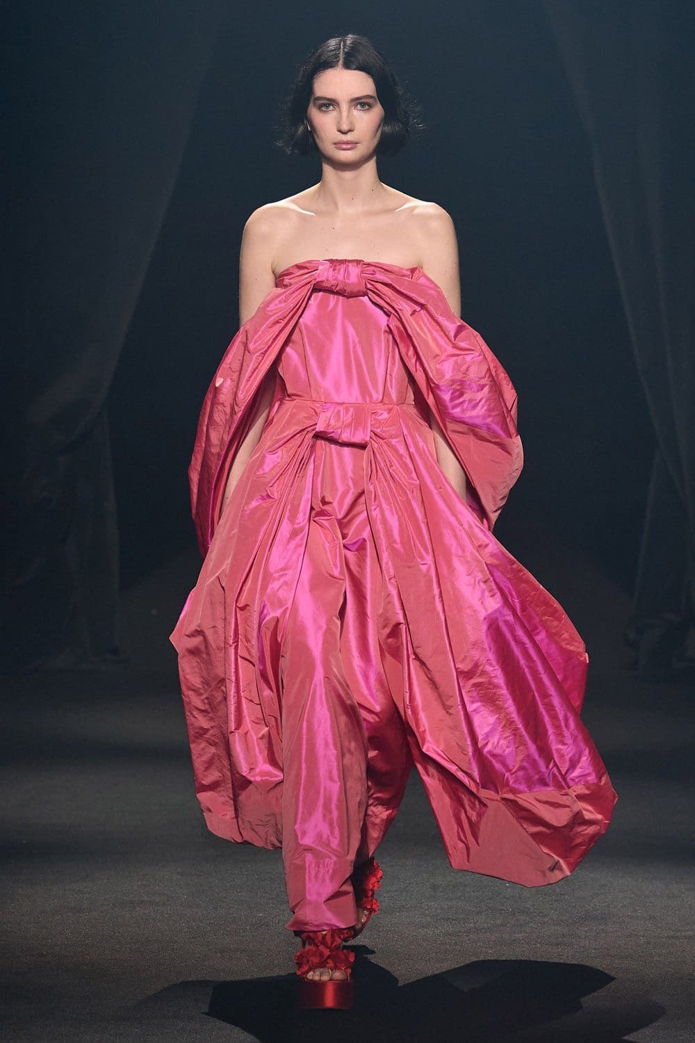 Hommage à Alber Elbaz show Paris par RUNWAY MAGAZINE