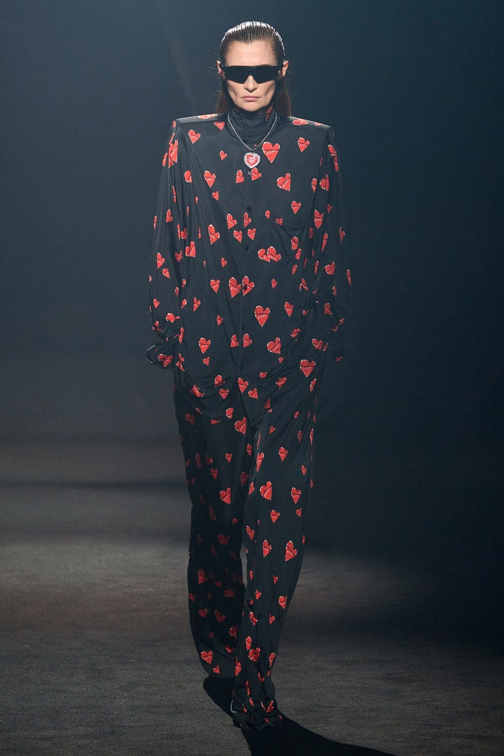 Hommage à Alber Elbaz show Paris par RUNWAY MAGAZINE