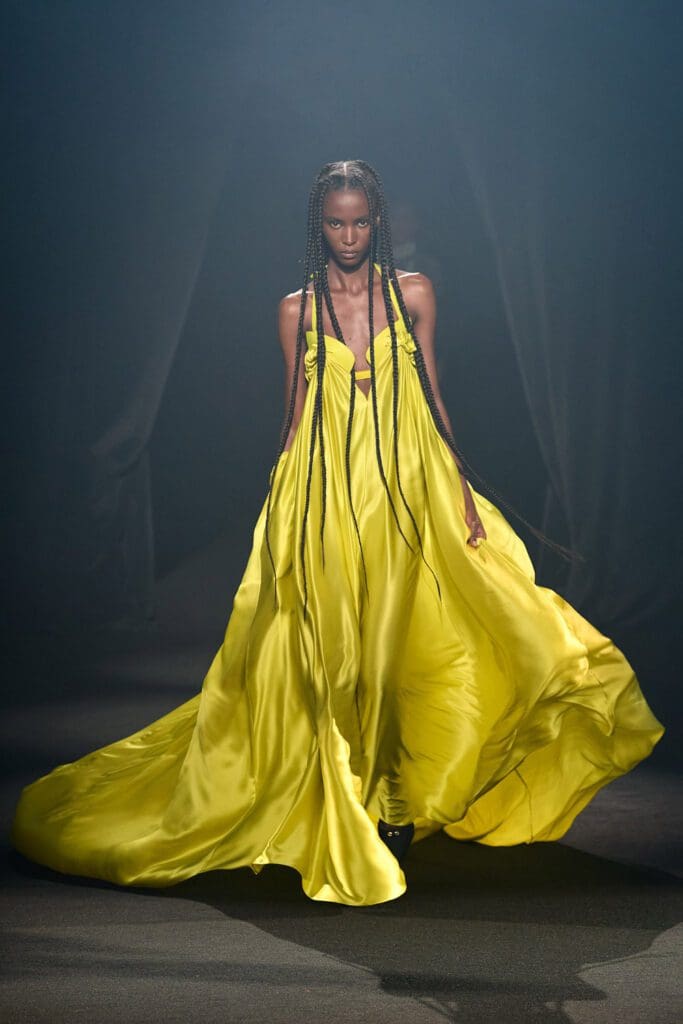 Tribute to Alber Elbaz show Paris by RUNWAY MAGAZINE