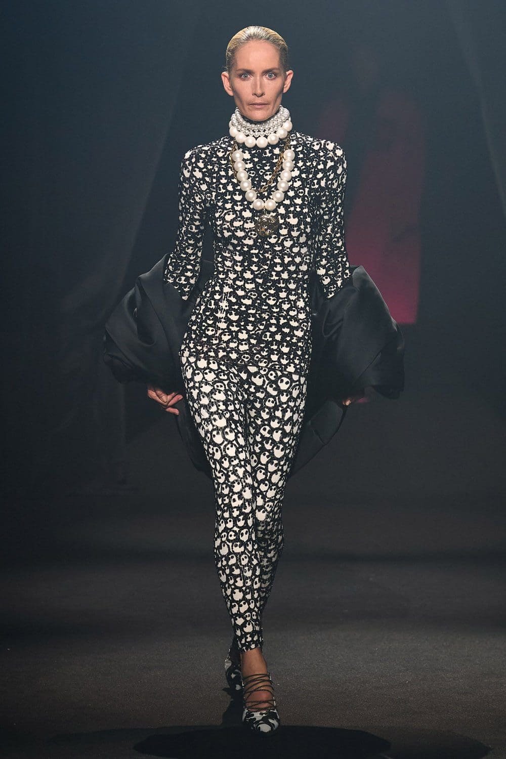 Hommage à Alber Elbaz show Paris par RUNWAY MAGAZINE