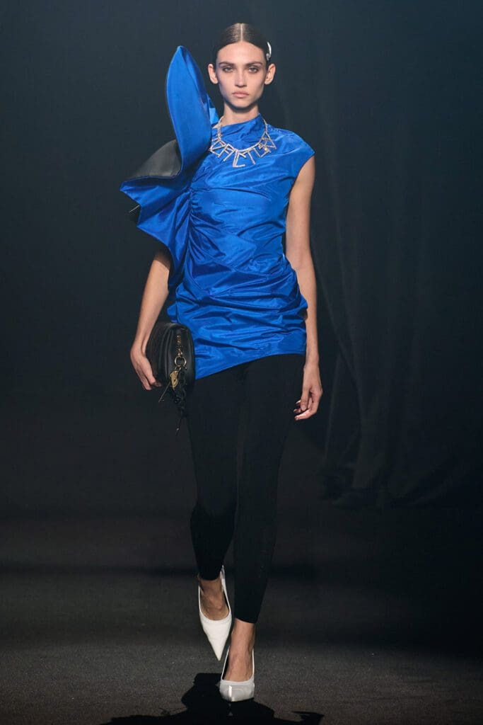 Tribute to Alber Elbaz show Paris by RUNWAY MAGAZINE