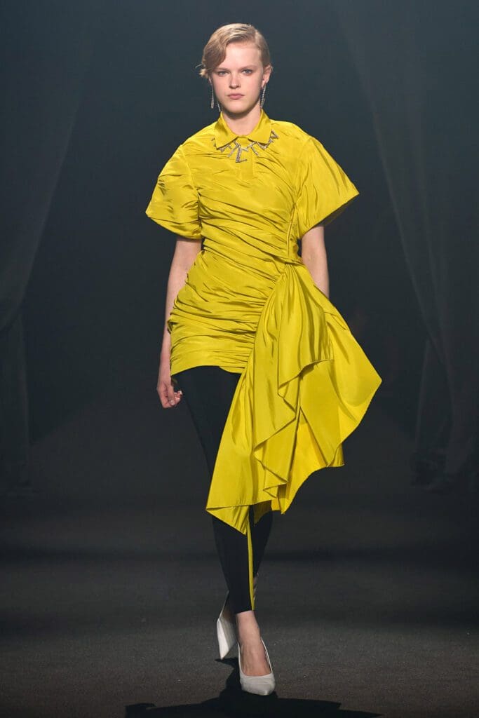Tribute to Alber Elbaz show Paris by RUNWAY MAGAZINE