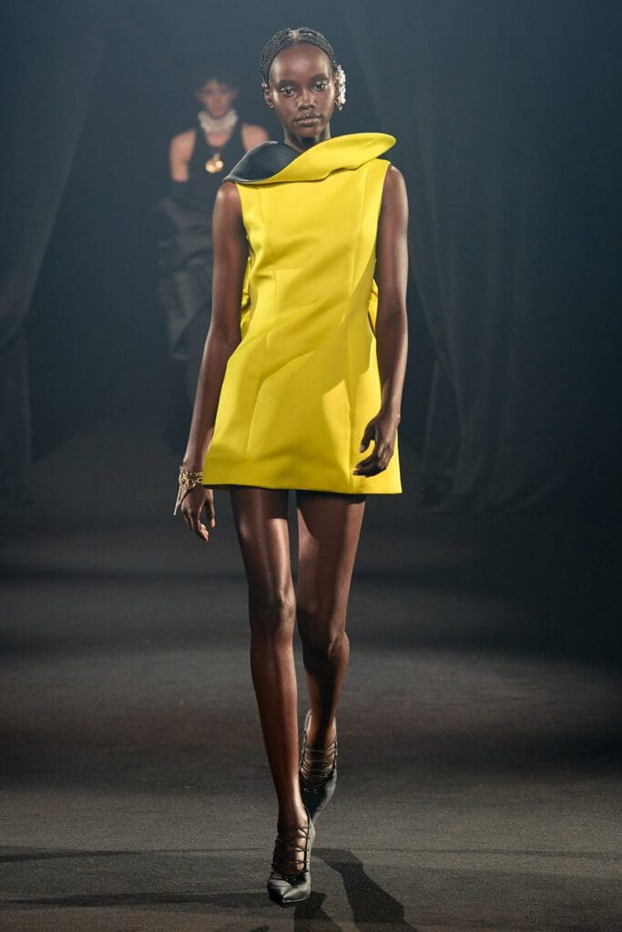 Tribute to Alber Elbaz show Paris by RUNWAY MAGAZINE