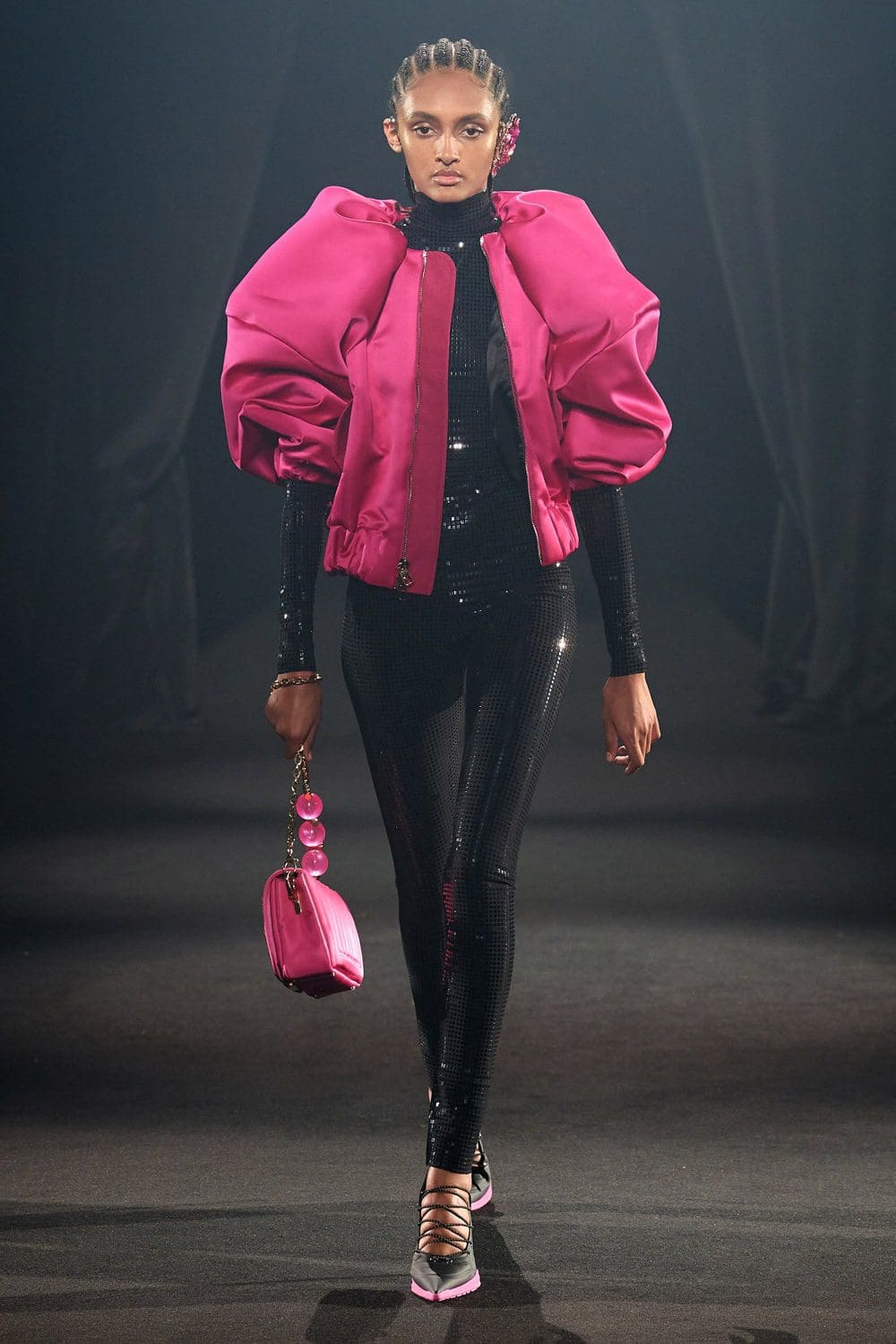Hommage à Alber Elbaz show Paris par RUNWAY MAGAZINE