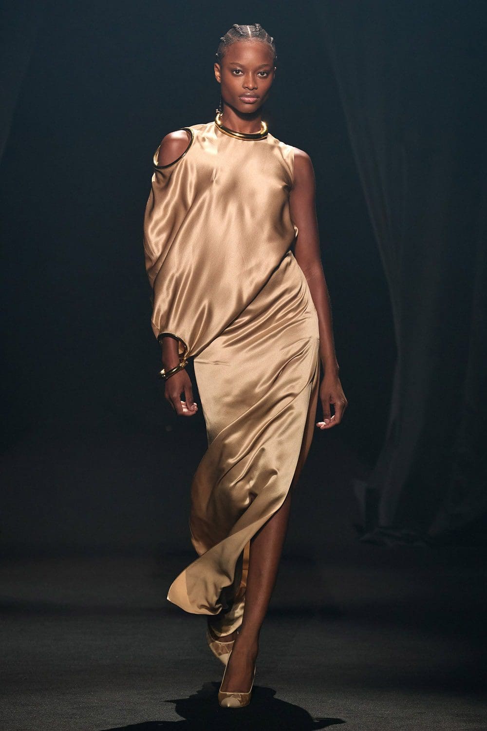 Hommage à Alber Elbaz show Paris par RUNWAY MAGAZINE