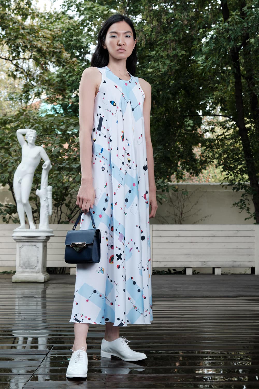 Valentin Yudashkin Spring Summer 2022 by RUNWAY MAGAZINE