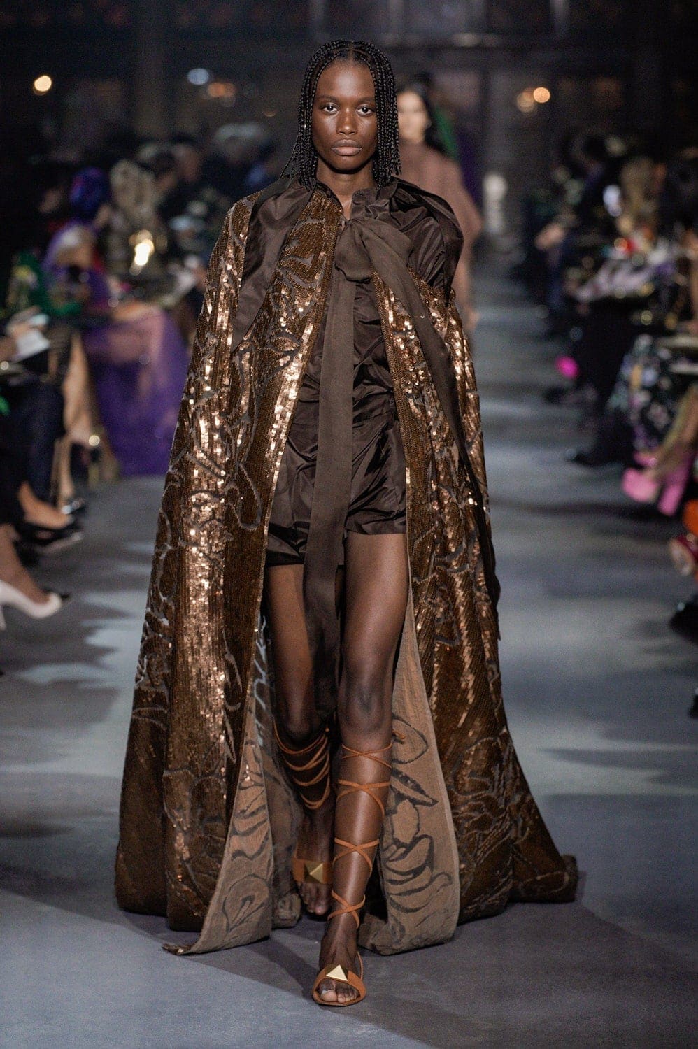Valentino Primavera Verano 2022 de RUNWAY REVISTA