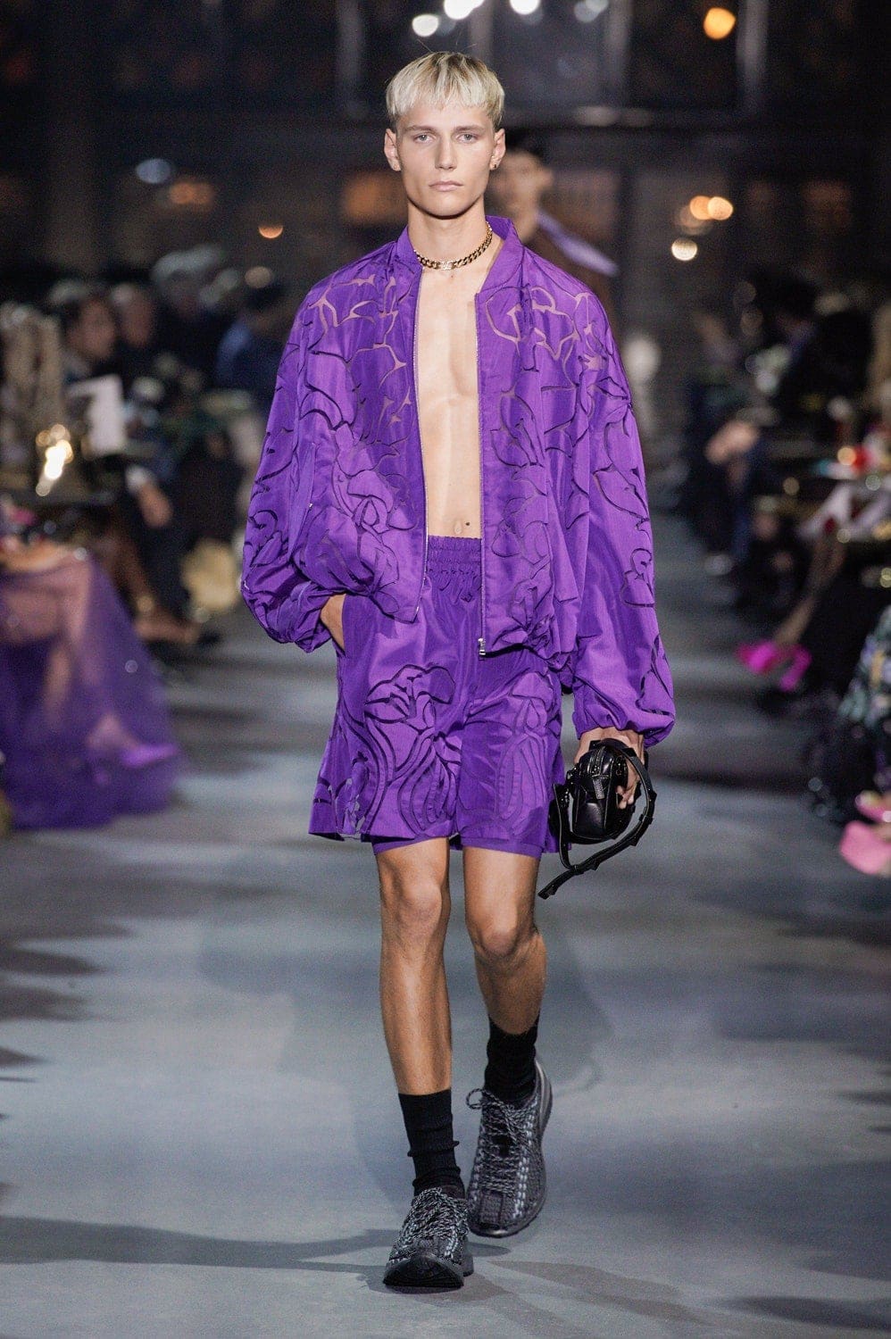 Valentino Primavera Verano 2022 de RUNWAY REVISTA
