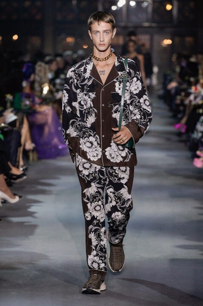 ヴァレンティノ春夏2022年 RUNWAY マガジン