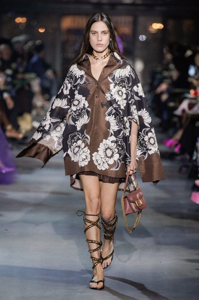 ヴァレンティノ春夏2022年 RUNWAY マガジン