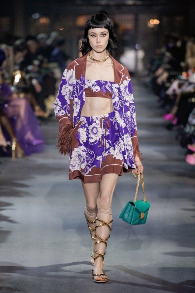 ヴァレンティノ春夏2022年 RUNWAY マガジン