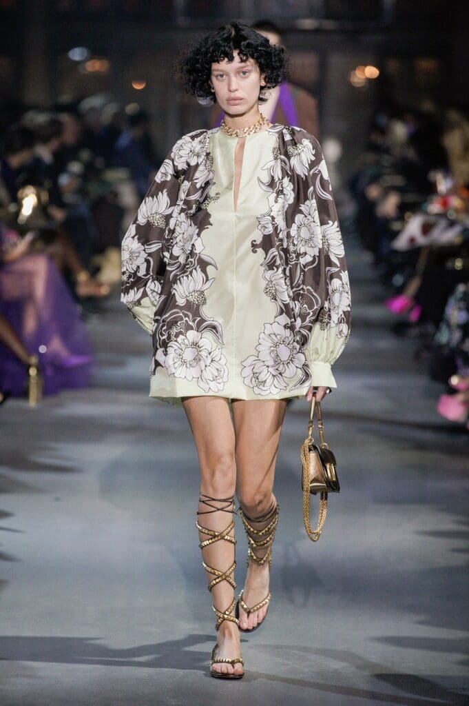 ヴァレンティノ春夏2022年 RUNWAY マガジン