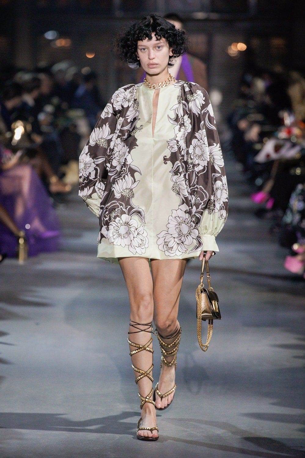 Valentino Primavera Verano 2022 de RUNWAY REVISTA