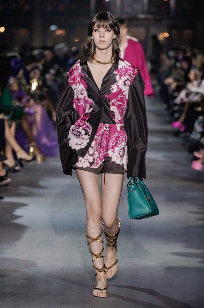ヴァレンティノ春夏2022年 RUNWAY マガジン