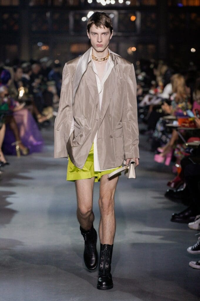 ヴァレンティノ春夏2022年 RUNWAY マガジン