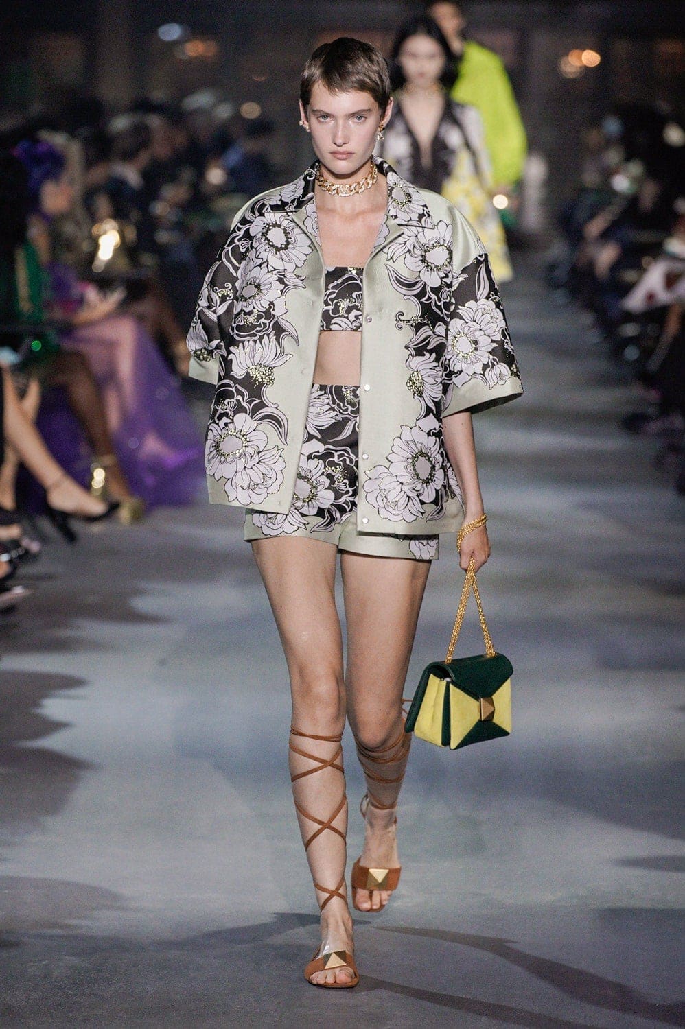 Valentino Primavera Verano 2022 de RUNWAY REVISTA