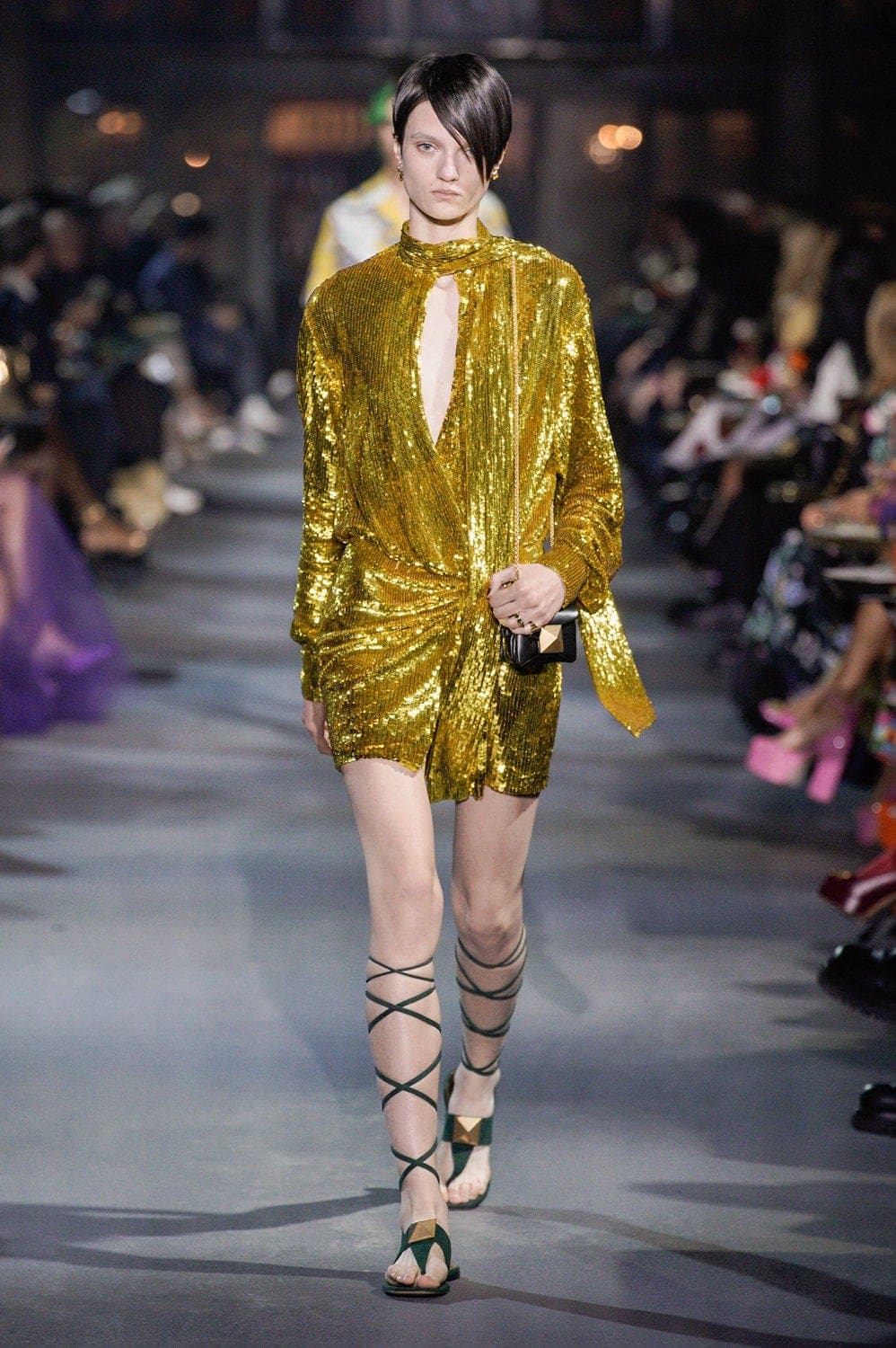 Valentino Primavera Verano 2022 de RUNWAY REVISTA